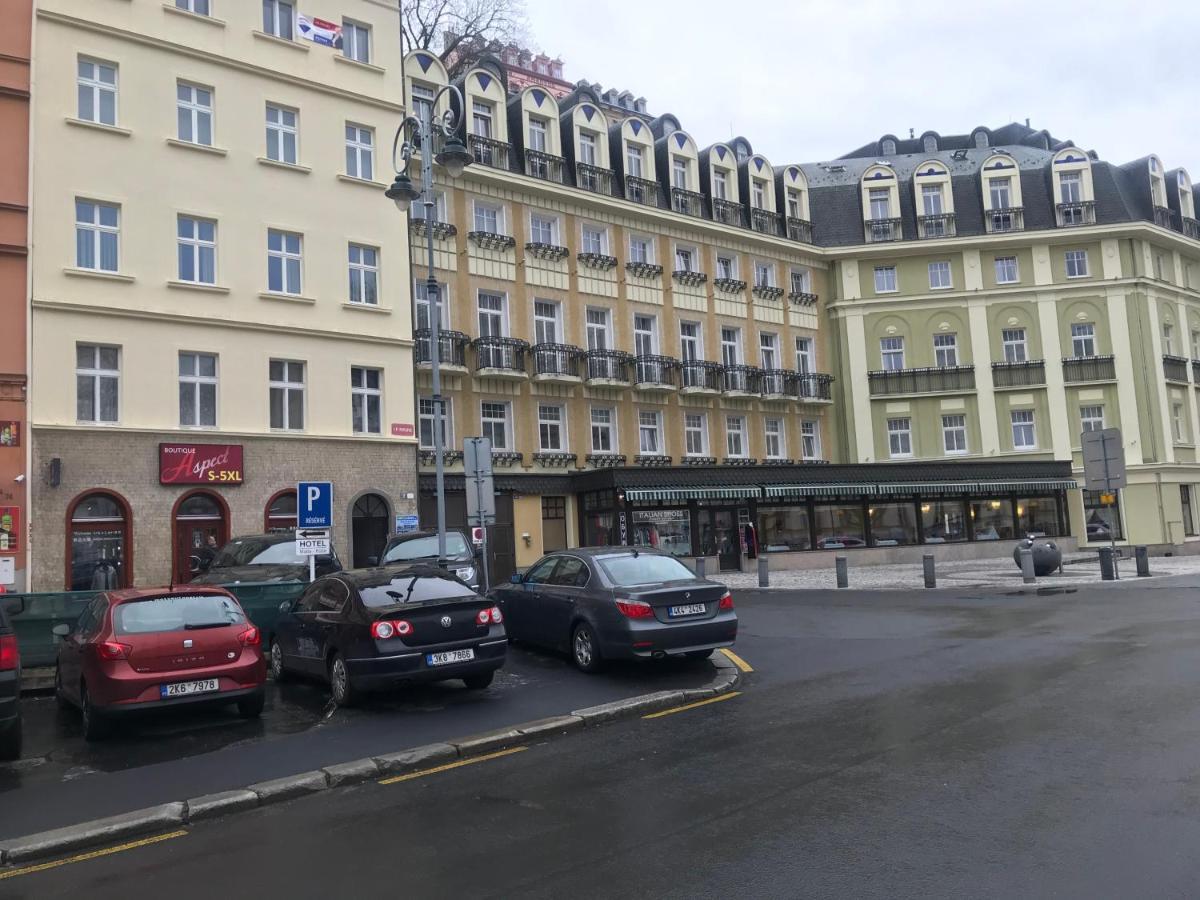 Apartman U Kolonady Karlowe Wary Zewnętrze zdjęcie